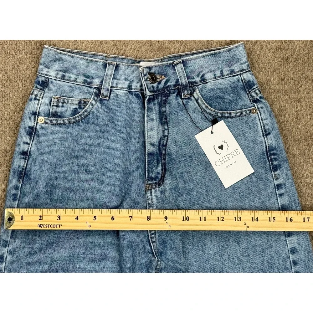 Chipre Women's 5‎ Pocket Denim Jeans Size 28